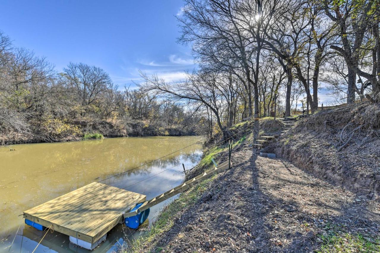 Bright Brownwood Home With On-Site River Access! المظهر الخارجي الصورة